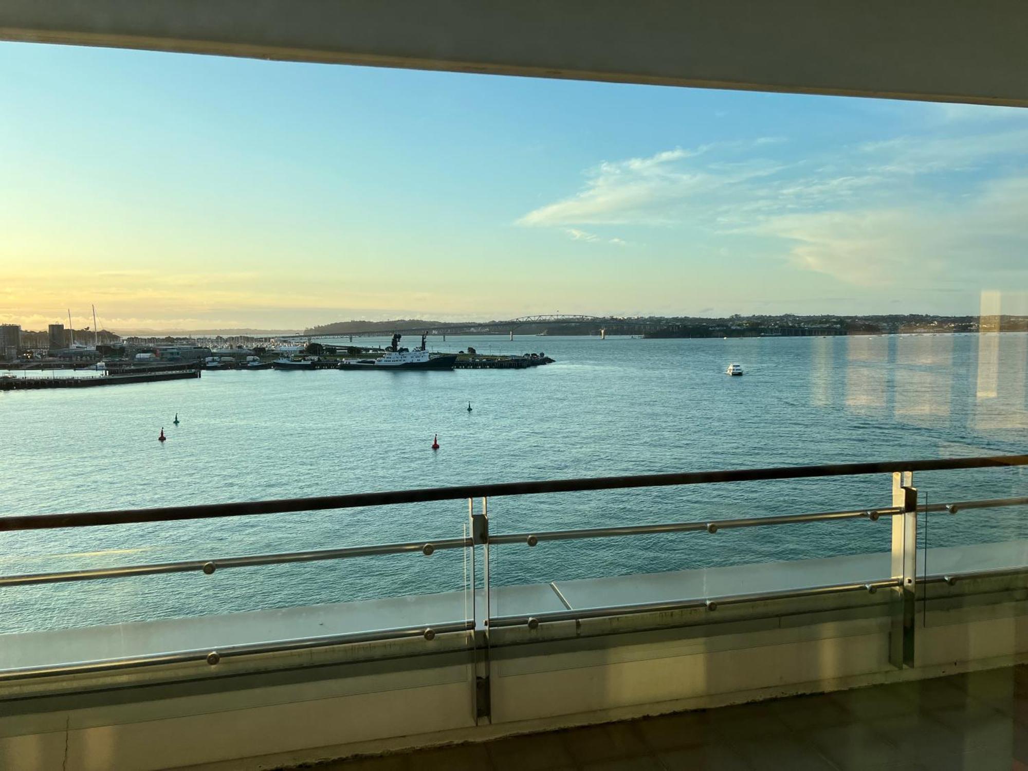 Waterfront Seaview Hotel Apartment - Same Building Block As Auckland Hilton Extérieur photo