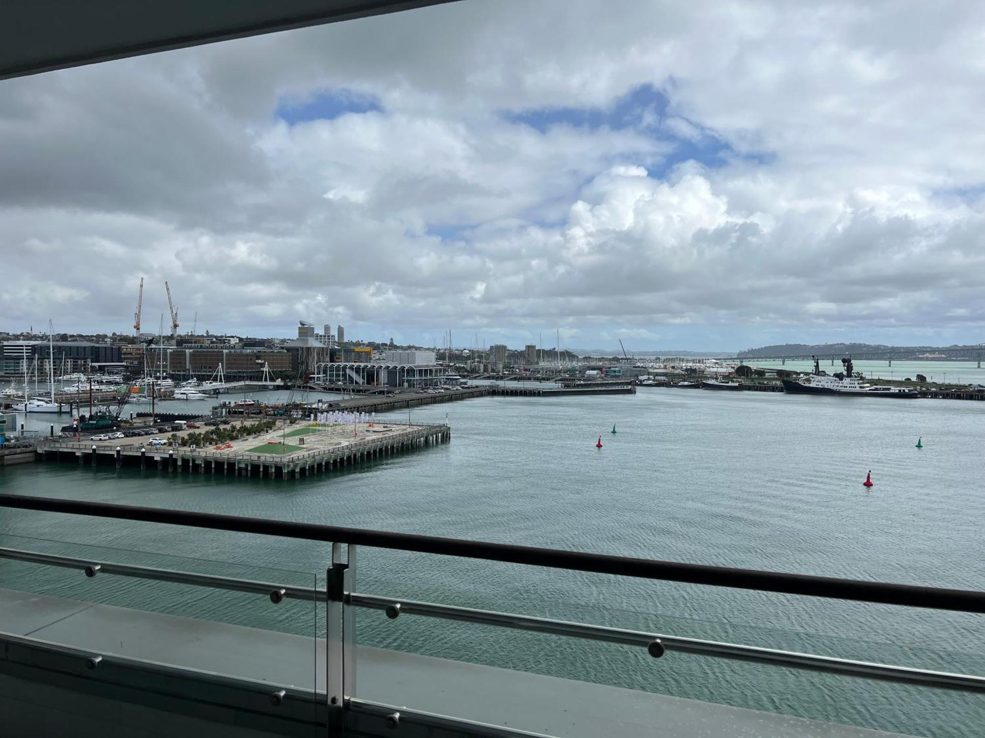 Waterfront Seaview Hotel Apartment - Same Building Block As Auckland Hilton Extérieur photo