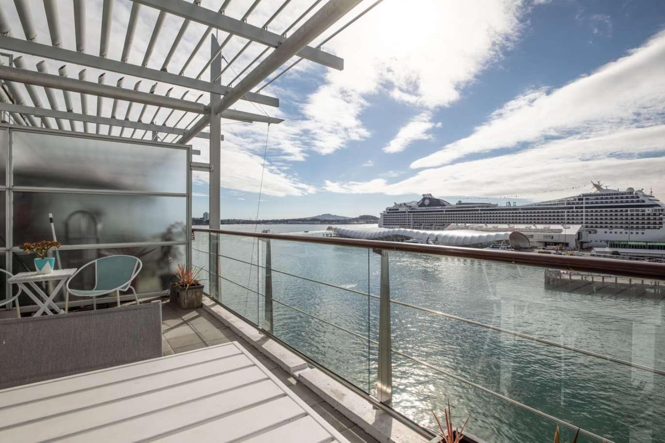 Waterfront Seaview Hotel Apartment - Same Building Block As Auckland Hilton Extérieur photo